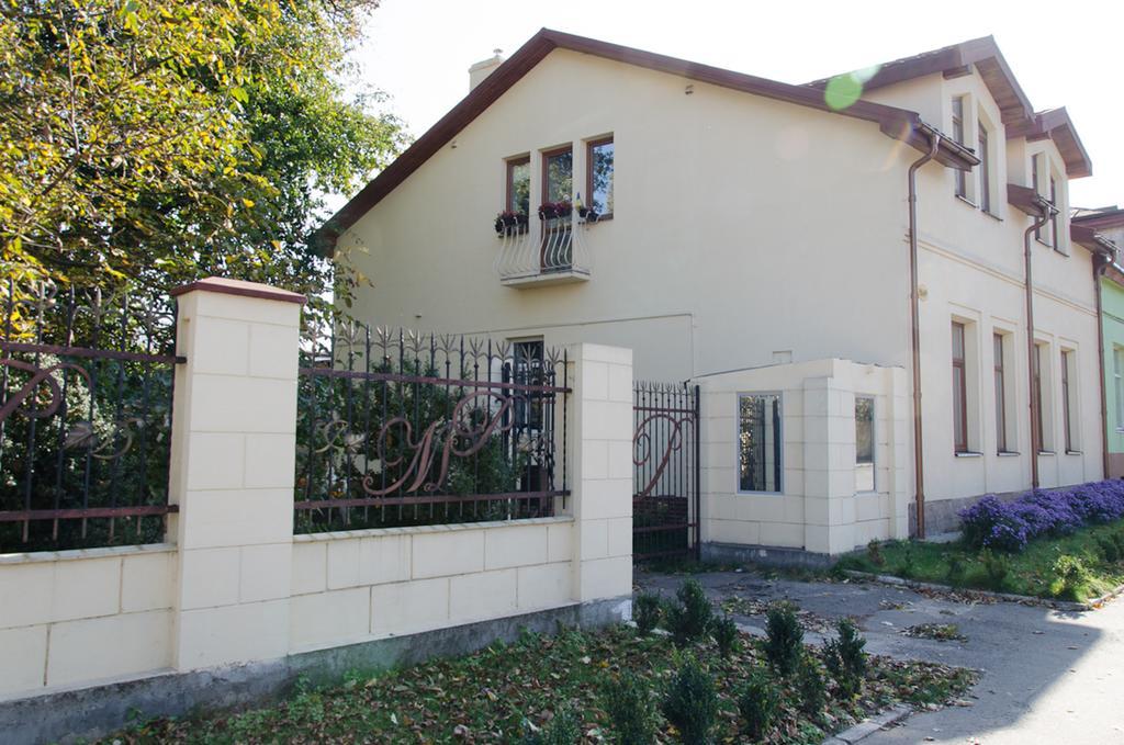 Hotel Mp Львов Экстерьер фото